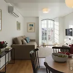 Lsa Baixa Castelo By Numa Appartamento