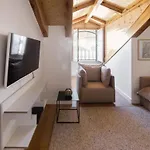 Lsa Baixa Castelo By Numa Lisbona