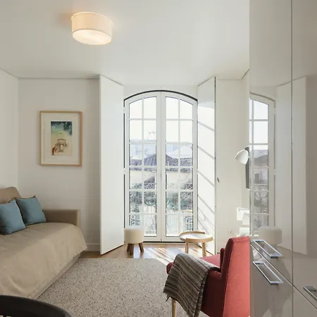 里斯本服务式公寓 - 拜萨堡 *