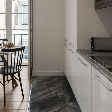 Serviced - Baixa Castelo *