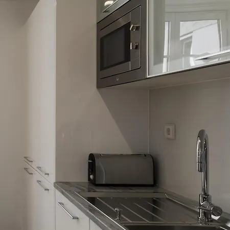 Apartment Lsa Baixa Castelo By Numa *