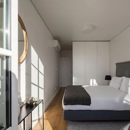 Apartment Lsa Baixa Castelo By Numa Lisbon