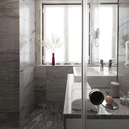 Apartment Lsa Baixa Castelo By Numa Lisbon