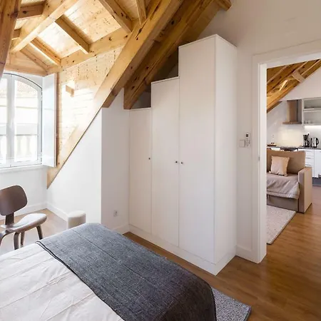 Serviced - Baixa Castelo